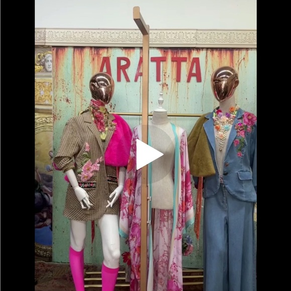 180. Aratta Pink and Gold Floral Necklace - Picture 4 of 4